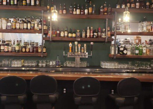 50 Grand Restaurant & Bar